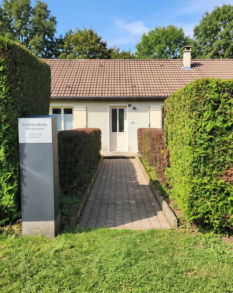 Dr Olivier DELSOL, chirurgien-dentiste